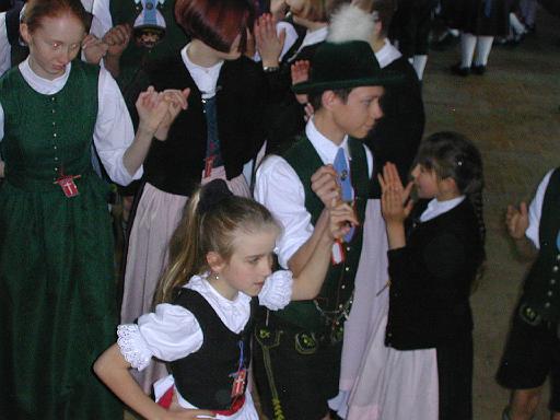 040-2002.jpg