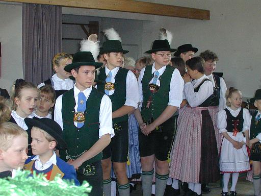 044-2002.jpg