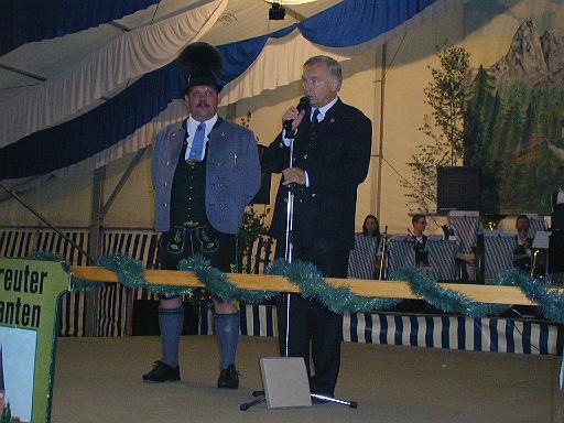 072-2002.jpg