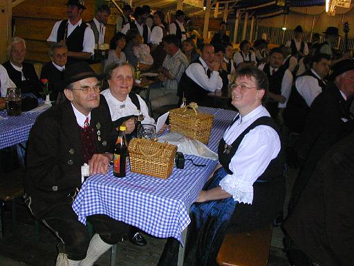 090-2002.jpg