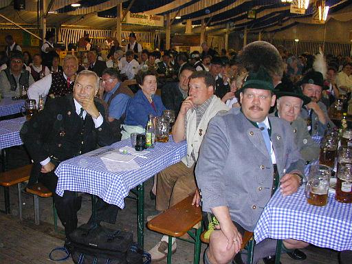 093-2002.jpg