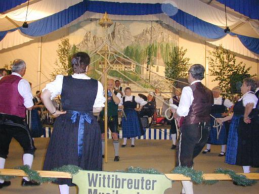 117-2002.jpg