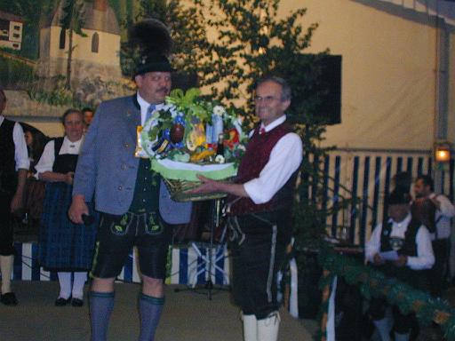121-2002.jpg