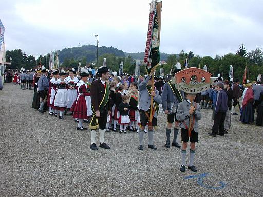 130-2002.jpg