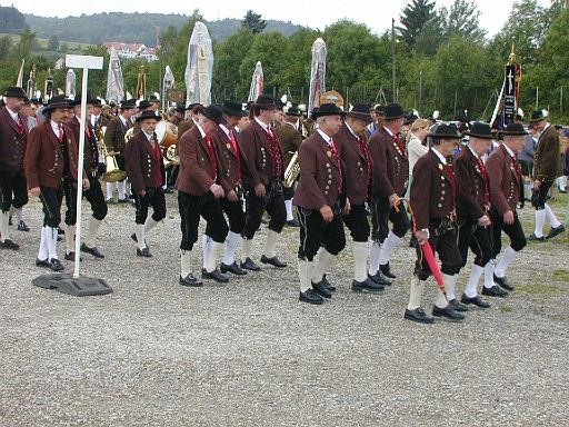 134-2002.jpg