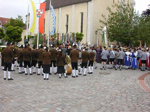 145-2002.jpg