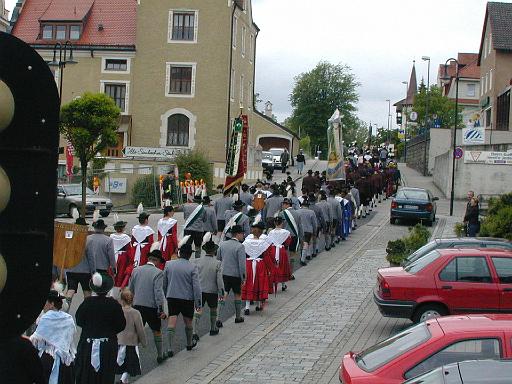 167-2002.jpg