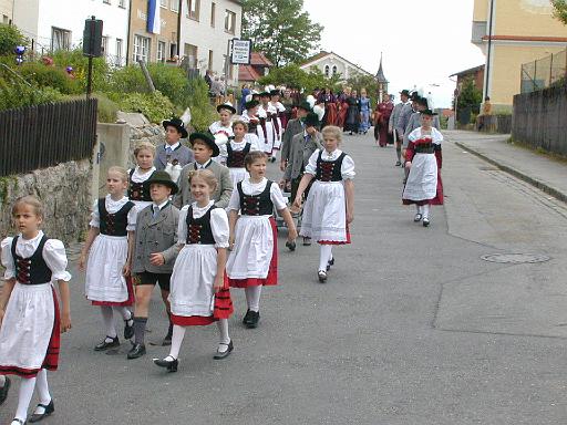 194-2002.jpg