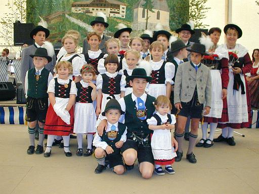 213-2002.jpg