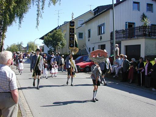 215-2002.jpg