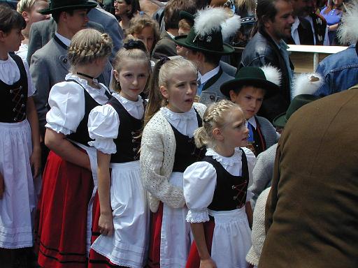 230-2002.jpg