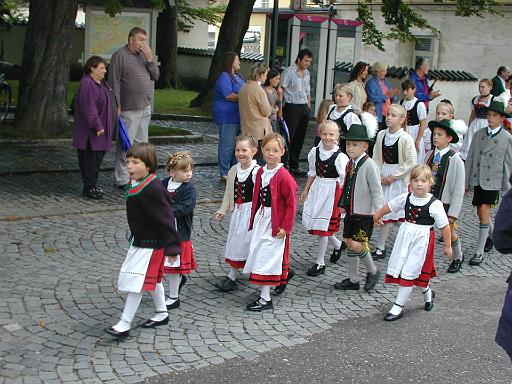 232-2002.jpg