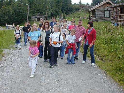 282-2002.jpg