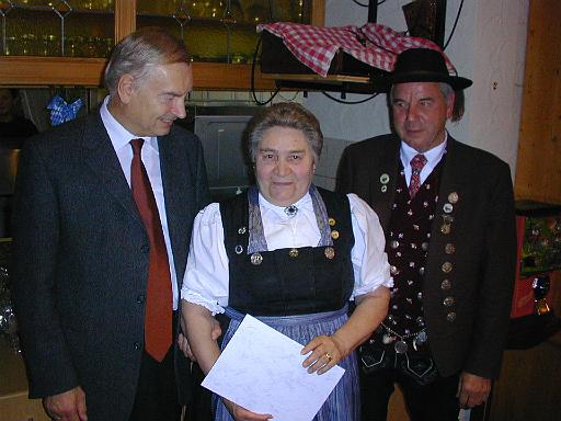 326-2002.JPG