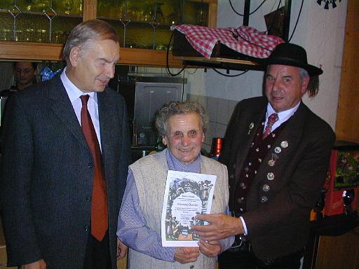 329-2002.JPG